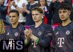 10.05.2025, Fussball 1. Bundesliga 2024/2025, 33. Spieltag,  FC Bayern Mnchen - Borussia Mnchengladbach, in der Allianz-Arena Mnchen. Ersatzspieler, v.li: Joao Palhinha (FC Bayern Mnchen), Torwart Jonas Urbig (FC Bayern Mnchen), Aleksandar Pavlovic (Bayern Mnchen)  
