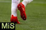 10.05.2025, Fussball 1. Bundesliga 2024/2025, 33. Spieltag,  FC Bayern Mnchen - Borussia Mnchengladbach, in der Allianz-Arena Mnchen. Schuhe im Detail von Harry Kane (FC Bayern Mnchen) 