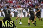10.05.2025, Fussball 1. Bundesliga 2024/2025, 33. Spieltag,  FC Bayern Mnchen - Borussia Mnchengladbach, in der Allianz-Arena Mnchen. Leroy Sane (Bayern Mnchen) am Ball 