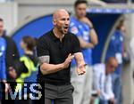 17.05.2025, Fussball 1. Bundesliga 2024/2025, 34. Spieltag,  TSG 1899 Hoffenheim - FC Bayern Mnchen, In der Pre-Zero-Arena Sinsheim. Trainer Christian Ilzer (Hoffenheim) in Rage

