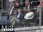 17.05.2025, Fussball 1. Bundesliga 2024/2025, 34. Spieltag,  TSG 1899 Hoffenheim - FC Bayern Mnchen, In der Pre-Zero-Arena Sinsheim. 
v.l. Vorstandsvorsitzender Jan-Christian Dreesen (FC Bayern Mnchen) und Sportvorstand Max Eberl (Bayern Mnchen) 
