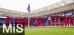 17.05.2025, Fussball 1. Bundesliga 2024/2025, 34. Spieltag,  TSG 1899 Hoffenheim - FC Bayern Mnchen, In der Pre-Zero-Arena Sinsheim. Schlussjubel der Meister-Bayern.  

