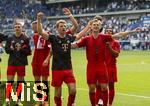 17.05.2025, Fussball 1. Bundesliga 2024/2025, 34. Spieltag,  TSG 1899 Hoffenheim - FC Bayern Mnchen, In der Pre-Zero-Arena Sinsheim. Schlussjubel der Bayern nach dem Spiel. Joao Palhinha (FC Bayern Mnchen), Eric Dier (FC Bayern Mnchen), Thomas Mller (FC Bayern Mnchen), Joshua Kimmich (FC Bayern Mnchen), 
