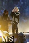 31.05.2025,  Fussball UEFA Championsleague Finale 2025:  Paris St. Germain - Inter Mailand, in der Allianz-Arena Mnchen. Erffnungs-Show mit der US-Band Linkin Park. Sngerin Emily Armstrong (Sngerin), 