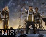 31.05.2025,  Fussball UEFA Championsleague Finale 2025:  Paris St. Germain - Inter Mailand, in der Allianz-Arena Mnchen. Erffnungs-Show mit der US-Band Linkin Park. Mike Shinoda, Emily Armstrong (Sngerin), Brad Delson, Dave Phoenix Farrell, Joe Hahn, Colin Brittain (Schlagzeug)
