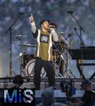 31.05.2025,  Fussball UEFA Championsleague Finale 2025:  Paris St. Germain - Inter Mailand, in der Allianz-Arena Mnchen. Erffnungs-Show mit der US-Band Linkin Park. Mike Shinoda,
