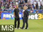 31.05.2025,  Fussball UEFA Championsleague Finale 2025:  Paris St. Germain - Inter Mailand, in der Allianz-Arena Mnchen.  Vor dem Spiel, li: Trainer Luis Enrique (FC Paris Saint-Germain), re: Funktionr Luis Campos (Paris St. Germain) 