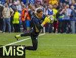 31.05.2025,  Fussball UEFA Championsleague Finale 2025:  Paris St. Germain - Inter Mailand, in der Allianz-Arena Mnchen.  Torwart Yann Sommer (Inter Mailand) wrmt sich auf., 
