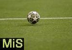31.05.2025,  Fussball UEFA Championsleague Finale 2025:  Paris St. Germain - Inter Mailand, in der Allianz-Arena Mnchen.  Spielball hpft ber den Rasen.