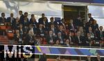 31.05.2025,  Fussball UEFA Championsleague Finale 2025:  Paris St. Germain - Inter Mailand, in der Allianz-Arena Mnchen.  Ehrentribne, mit Gianni Infantino (li oben, FIFA-Prsident),  Ignazio La Russa (Italien), Geschftsfhrer Hans-Joachim Watzke (Borussia Dortmund), Bayerischer Ministerprsident Markus Sder (CDU, Deutschland), UEFA Prsident Aleksander Ceferin, Prsident Nasser Al-Khelaifi (Paris St. Germain), Thomas Bach, etc,   