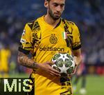 31.05.2025,  Fussball UEFA Championsleague Finale 2025:  Paris St. Germain - Inter Mailand, in der Allianz-Arena Mnchen.  Henrikh Mkhitaryan (Inter Mailand) mit dem Ball.