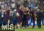 31.05.2025,  Fussball UEFA Championsleague Finale 2025:  Paris St. Germain - Inter Mailand, in der Allianz-Arena Mnchen. Nach Spielschluss frenetischer Jubel bei dem Trainerteam von Paris, mit Trainer Luis Enrique (mitte, FC Paris Saint-Germain) 
