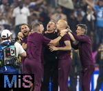 31.05.2025,  Fussball UEFA Championsleague Finale 2025:  Paris St. Germain - Inter Mailand, in der Allianz-Arena Mnchen. Nach Spielschluss frenetischer Jubel bei dem Trainerteam von Paris, mit Trainer Luis Enrique (mitte, FC Paris Saint-Germain) 