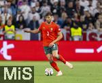 04.06.2025, Fussball UEFA Nations League 2024/25,  Halbfinale, Deutschland - Portugal, in der Allianz-Arena Mnchen. Ruben Dias (Portugal) am Ball 
