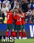 04.06.2025, Fussball UEFA Nations League 2024/25,  Halbfinale, Deutschland - Portugal, in der Allianz-Arena Mnchen. Torjubel Cristiano Ronaldo (mitte, Portugal) mit Bruno Fernandes (Portugal), Francisco Conceicao (Portugal), 