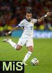 05.06.2025, Fussball UEFA Nations League 2024/25,  Halbfinale, Spanien - Frankreich, in der MHP-Arena Stuttgart,  Malo Gusto (Frankreich) am Ball 