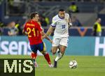 05.06.2025, Fussball UEFA Nations League 2024/25,  Halbfinale, Spanien - Frankreich, in der MHP-Arena Stuttgart,  Kylian Mbappe (Frankreich) am Ball gegen Mikel Oyarzabal (Spanien) 
