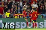 05.06.2025, Fussball UEFA Nations League 2024/25,  Halbfinale, Spanien - Frankreich, in der MHP-Arena Stuttgart,  Lamine Yamal (Spanien) Torjubel auf der Werbebande.