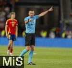05.06.2025, Fussball UEFA Nations League 2024/25,  Halbfinale, Spanien - Frankreich, in der MHP-Arena Stuttgart,  Schiedsrichter Michael Oliver 