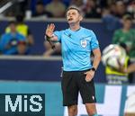 05.06.2025, Fussball UEFA Nations League 2024/25,  Halbfinale, Spanien - Frankreich, in der MHP-Arena Stuttgart,  Schiedsrichter Michael Oliver 