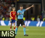 05.06.2025, Fussball UEFA Nations League 2024/25,  Halbfinale, Spanien - Frankreich, in der MHP-Arena Stuttgart,  Schiedsrichter Michael Oliver 