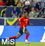 05.06.2025, Fussball UEFA Nations League 2024/25,  Halbfinale, Spanien - Frankreich, in der MHP-Arena Stuttgart,  Nico Williams (Spanien) am Ball 