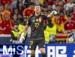 05.06.2025, Fussball UEFA Nations League 2024/25,  Halbfinale, Spanien - Frankreich, in der MHP-Arena Stuttgart,  Torwart Simon Unai (Spanien) 