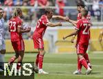 15.06.2025, FIFA Club World Cup 2025, Gruppe C, FC Bayern Mnchen - Auckland City, im TQL Stadium, Cincinnati (USA), Torjubel Thomas Mller (mitte, FC Bayern Mnchen) mit Raphael Guerreiro (FC Bayern Mnchen) und Aleksandar Pavlovic (Bayern Mnchen)  