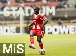 15.06.2025, FIFA Club World Cup 2025, Gruppe C, FC Bayern Mnchen - Auckland City, im TQL Stadium, Cincinnati (USA),  Dayot Upamecano (FC Bayern Mnchen) am Ball 