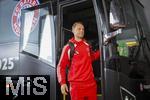 15.06.2025, FIFA Club World Cup 2025, Gruppe C, FC Bayern Mnchen - Auckland City, im TQL Stadium, Cincinnati (USA), Torwart Manuel Neuer (FC Bayern Mnchen) steigt aus dem Mannschaftsbus.