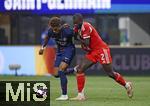 05.07.2025, FIFA Club World Cup 2025, Viertelfinale, Paris St. Germain - FC Bayern Mnchen, im Mercedes-Benz Stadium (Atlanta, GA),  v.li: Desire Doue (FC Paris Saint-Germain) gegen Dayot Upamecano (FC Bayern Mnchen) 