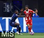 05.07.2025, FIFA Club World Cup 2025, Viertelfinale, Paris St. Germain - FC Bayern Mnchen, im Mercedes-Benz Stadium (Atlanta, GA), v.li: Nuno Mendes (FC Paris Saint-Germain) gegen Michael Olise (FC Bayern Mnchen) 