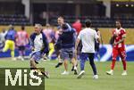 05.07.2025, FIFA Club World Cup 2025, Viertelfinale, Paris St. Germain - FC Bayern Mnchen, im Mercedes-Benz Stadium (Atlanta, GA), li: Trainer Luis Enrique (FC Paris Saint-Germain) jubelt ber den Sieg seiner Mannschaft 