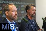 07.07.2025, Fussball 1. Bundesliga 2025/2026, Trainingsauftakt FC Augsburg, Pressekonferenz in der WWK-Arena Augsburg, Vorstellung von Trainer Sandro Wagner (re, FC Augsburg). li: Geschftsfhrer Michael Strll (FC Augsburg) 
 

