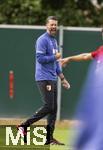 07.07.2025, Fussball 1. Bundesliga 2025/2026, Trainingsauftakt FC Augsburg, am Trainingsplatz an der WWK-Arena Augsburg, Trainer Sandro Wagner (FC Augsburg). 
 


