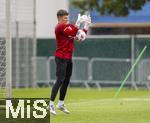 07.07.2025, Fussball 1. Bundesliga 2025/2026, Trainingsauftakt FC Augsburg, am Trainingsplatz an der WWK-Arena Augsburg,  Torwart Finn Dahmen (FC Augsburg) 
 

