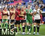 08.07.2025, UEFA Frauen-Europameisterschaft 2025 in der Schweiz. Spieltag 2, Vorrunde, Deutschland - Dnemark, im St-Jakob-Park Basel (Schweiz). v.l. Torhterin Ena Mahmutovic (Deutschland), Sydney Lohmann (Deutschland), Sara Dbritz (Deutschland), Sophia Kleinherne (Deutschland), Torhterin Stina Johannes (Deutschland) und Giovanna Hoffmann (Deutschland) 
