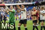 08.07.2025, UEFA Frauen-Europameisterschaft 2025 in der Schweiz. Spieltag 2, Vorrunde, Deutschland - Dnemark, im St-Jakob-Park Basel (Schweiz). Schlussjubel der Deutschen mit Torhterin Stina Johannes (Deutschland), Giovanna Hoffmann (Deutschland) 