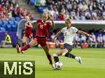 08.07.2025, UEFA Frauen-Europameisterschaft 2025 in der Schweiz. Spieltag 2, Vorrunde, Deutschland - Dnemark, im St-Jakob-Park Basel (Schweiz). v.li: Frederike Thgersen (Dnemark) gegen Klara Bhl (Deutschland) 