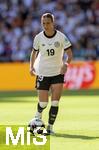 08.07.2025, UEFA Frauen-Europameisterschaft 2025 in der Schweiz. Spieltag 2, Vorrunde, Deutschland - Dnemark, im St-Jakob-Park Basel (Schweiz).  Klara Bhl (Deutschland) am Ball 