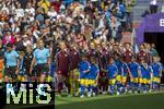 08.07.2025, UEFA Frauen-Europameisterschaft 2025 in der Schweiz. Spieltag 2, Vorrunde, Deutschland - Dnemark, im St-Jakob-Park Basel (Schweiz). Einmarsch der Spielerinnen von Dnemark.