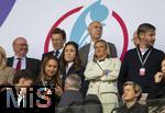 08.07.2025, UEFA Frauen-Europameisterschaft 2025 in der Schweiz. Spieltag 2, Vorrunde, Deutschland - Dnemark, im St-Jakob-Park Basel (Schweiz). DFB Prsident Bernd Neuendorf (Deutschland), Alexandra Popp 