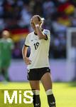 08.07.2025, UEFA Frauen-Europameisterschaft 2025 in der Schweiz. Spieltag 2, Vorrunde, Deutschland - Dnemark, im St-Jakob-Park Basel (Schweiz). Klara Bhl (Deutschland) nachdenklich 