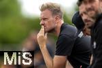 10.07.2025, Fussball 2. Bundesliga 2025/2026, Bad Wrishofen, 1.FC Magdeburg im Sommertrainingslager, Testspiel in Mindelheim (Unterallgu), FC Magdeburg - FC Zrich,  Trainer Markus Fiedler (1.FC Magdeburg) nachdenklich 