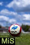 10.07.2025, Fussball 2. Bundesliga 2025/2026, Bad Wrishofen, 1.FC Magdeburg im Sommertrainingslager, Testspiel in Mindelheim (Unterallgu), FC Magdeburg - FC Zrich,  CAMPIONE, der Spielball der Saison 25/26 der SFL liegt an der Eckfahne bereit.