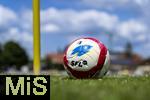 10.07.2025, Fussball 2. Bundesliga 2025/2026, Bad Wrishofen, 1.FC Magdeburg im Sommertrainingslager, Testspiel in Mindelheim (Unterallgu), FC Magdeburg - FC Zrich,  CAMPIONE, der Spielball der Saison 25/26 der SFL liegt an der Eckfahne bereit.