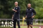 10.07.2025, Fussball 2. Bundesliga 2025/2026, Bad Wrishofen, 1.FC Magdeburg im Sommertrainingslager, Testspiel in Mindelheim (Unterallgu), FC Magdeburg - FC Zrich, li: Trainer Mitchell van der Gaag (FC Zrich), re: Co-Trainer Johan Vonlanthen (Zrich).