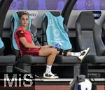 12.07.2025, UEFA Frauen-Europameisterschaft 2025 in der Schweiz. Spieltag 3, Vorrunde, Schweden - Deutschland, im Letzigrundstadion Zrich (Schweiz). Giulia Gwinn (Deutschland) mit Krcken und Orthese auf der Bank.