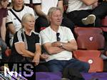 12.07.2025, UEFA Frauen-Europameisterschaft 2025 in der Schweiz. Spieltag 3, Vorrunde, Schweden - Deutschland, im Letzigrundstadion Zrich (Schweiz). Horst Hrubesch (Deutschland) sitzt unter den Zuschauern.