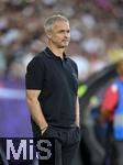 12.07.2025, UEFA Frauen-Europameisterschaft 2025 in der Schweiz. Spieltag 3, Vorrunde, Schweden - Deutschland, im Letzigrundstadion Zrich (Schweiz). Trainer Christian Wck (Deutschland) nachdenklich.